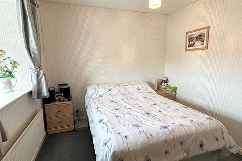21 Belstead Road, Northampton, NN3 3HG