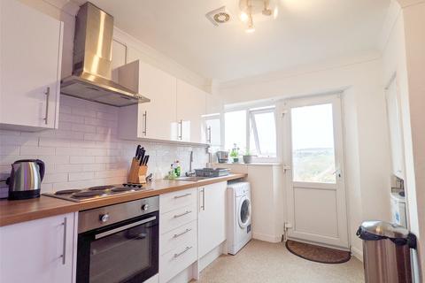 4 bedroom semi-detached house to rent, Auckland Drive, East Sussex BN2