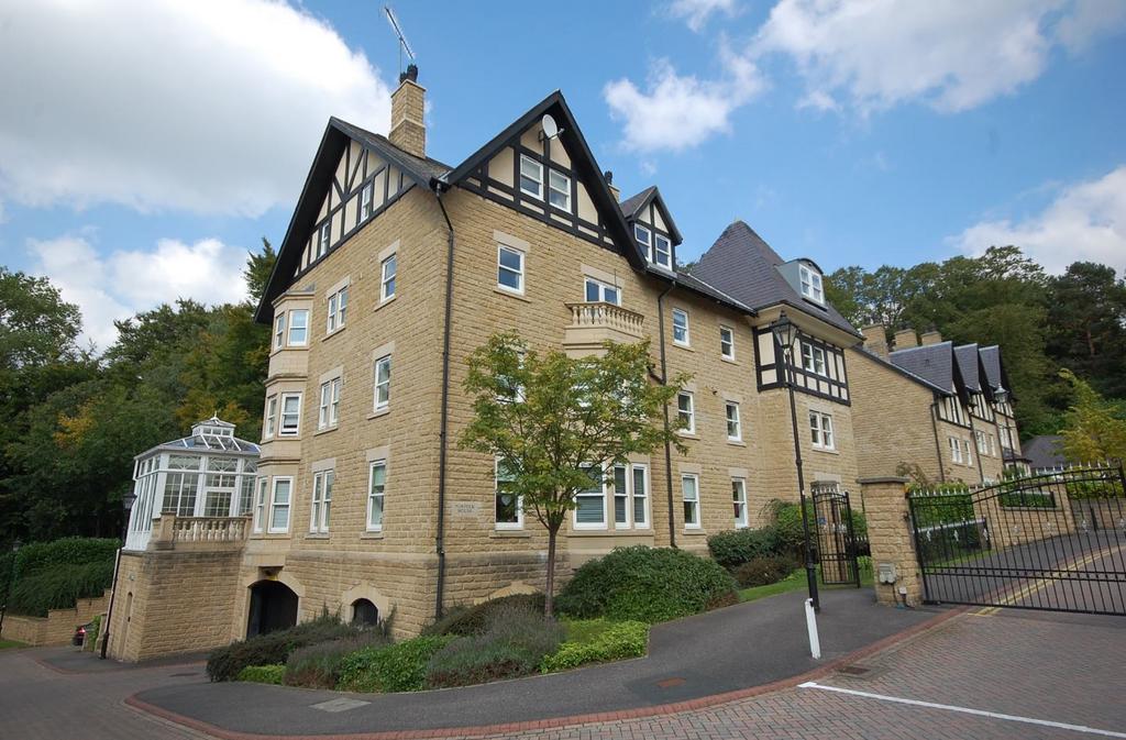 Portland Crescent, Harrogate, North... 2 bed apartment for sale £240,000
