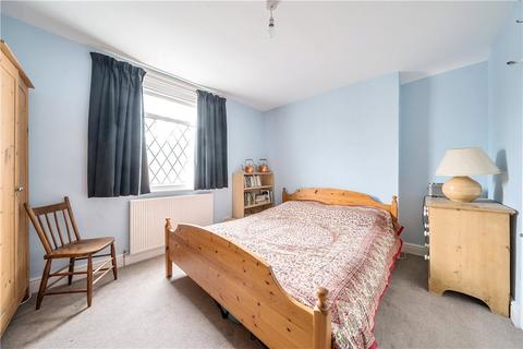 2 bedroom detached house for sale, New Road, Brentford, London