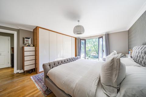 41 Ridgeway Gardens, London, N6 5XR