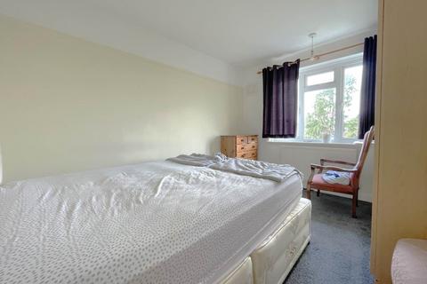 128a Tudor Drive, Morden, SM4 4PF