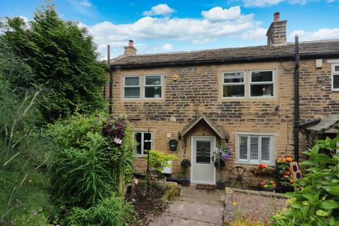 3 bedroom semi-detached house for sale, Henley View, Rawdon, Leeds, West Yorkshire, LS19