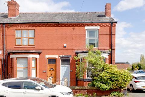 3 bedroom end of terrace house for sale, Warrington Road, Wigan WN3