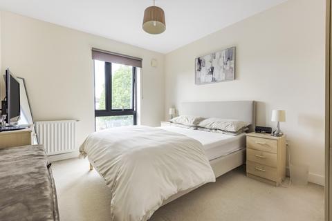 2 bedroom apartment to rent, Fisher Close Surrey Quays SE16