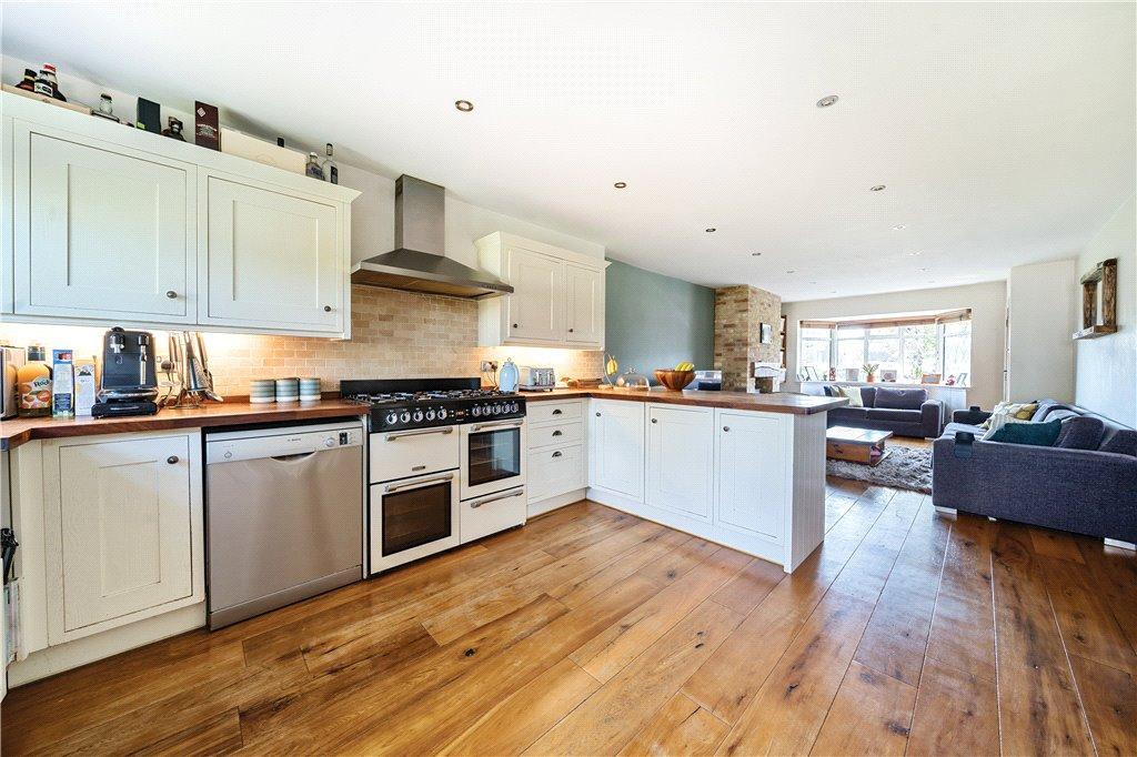 Priory Close, Denham, Buckinghamshire 4 bed semidetached house for