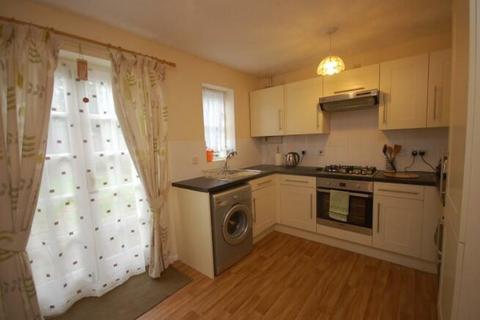 2 bedroom semi-detached house to rent, Brooks Drive, Scarning, NR19