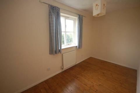 2 bedroom semi-detached house to rent, Brooks Drive, Scarning, NR19