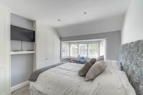 10 Chadwick Avenue, Rednal, Birmingham, B45 8EE