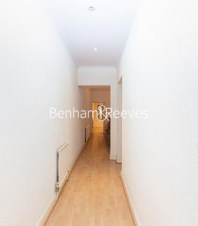 3 bedroom apartment to rent, Finchley Road, Hampstead NW3