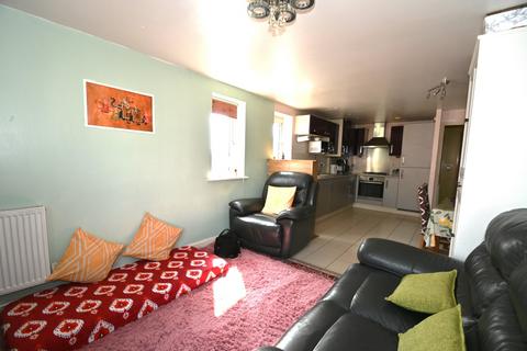 2 bedroom apartment for sale, Chadwick Road, Langley, Berkshire, SL3