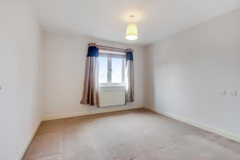 2 bedroom flat to rent, Holbeach Drive, Kingsway, Gloucester, GL2