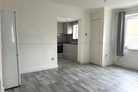 1 bedroom flat to rent, Essex Road, Grays, Essex, RM20