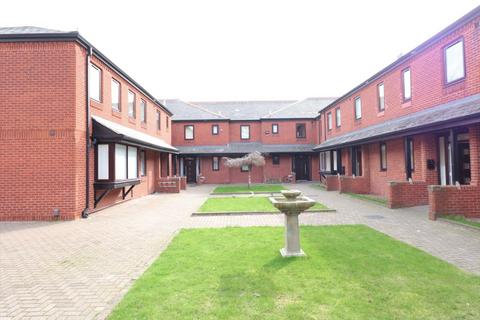 2 bedroom flat to rent, Brunswick Court, Leeds, West Yorkshire, LS2