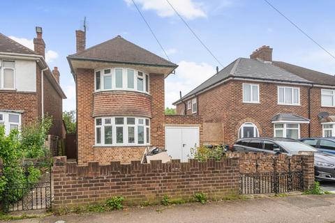 3 bedroom detached house to rent, Chantry Road, Kempston, Bedford