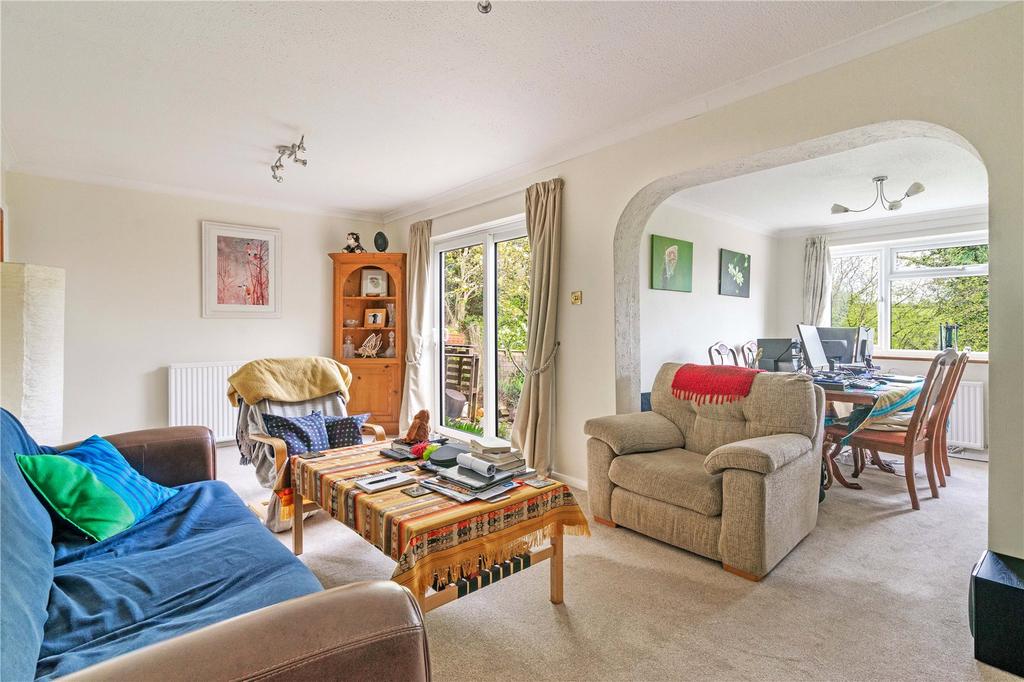 Sitting/Dining Room