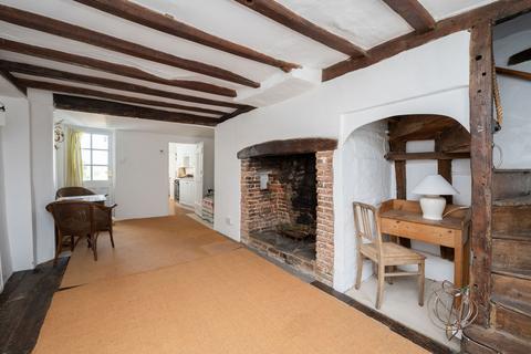 2 bedroom cottage for sale, South Street, Cuckfield, RH17