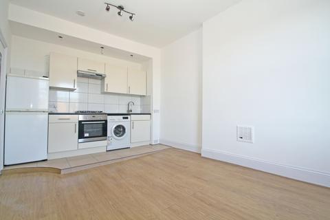 1 bedroom flat to rent, Church Road, London SE19
