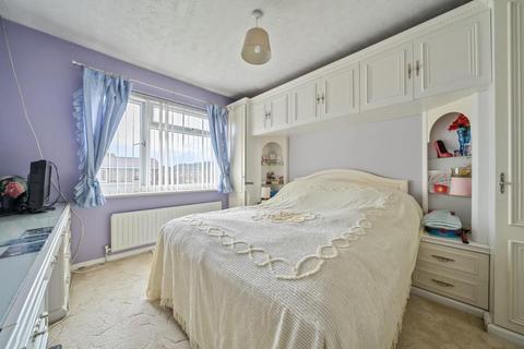 3 bedroom terraced house for sale, Swindon,  Wiltshire,  SN4