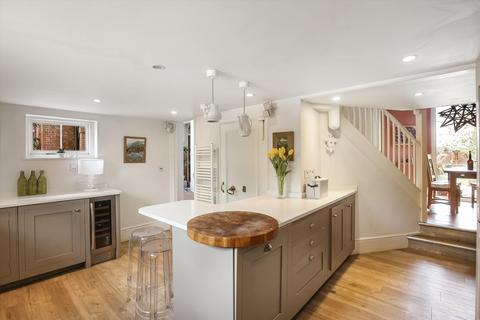 4 bedroom terraced house for sale, High Street, Twyford, Winchester, Hampshire, SO21