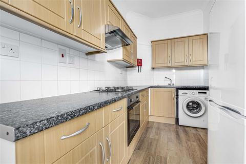 2 bedroom flat to rent, Tulse Hill, SW2