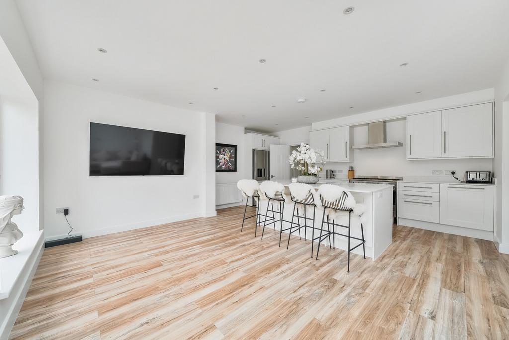 Sheridan Road, Richmond, TW10 4 bed end of terrace house for sale £