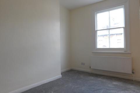 10 Maunder Road, London, W7 3PN