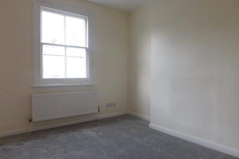10 Maunder Road, London, W7 3PN