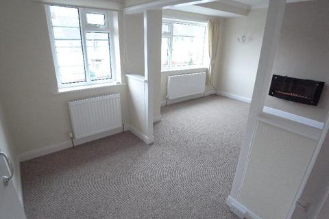 2 bedroom flat to rent, Redesdale Gardens, Leeds, West Yorkshire, UK, LS16