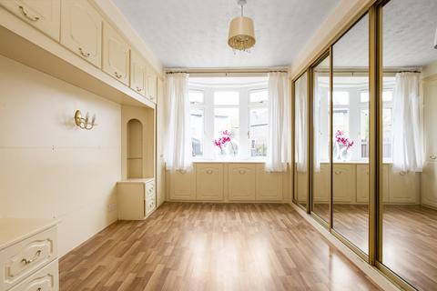 24 Pilton Crescent, Edinburgh, EH5 2HX