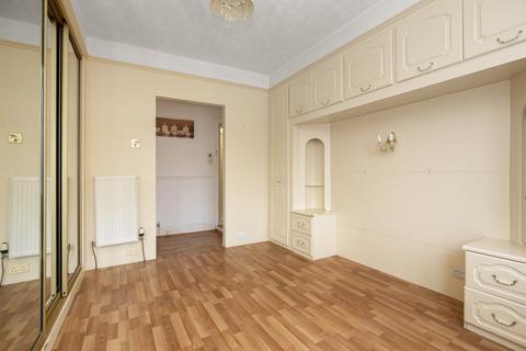 24 Pilton Crescent, Edinburgh, EH5 2HX