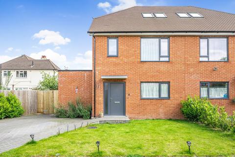 4 bedroom semi-detached house for sale, Barnes End, New Malden