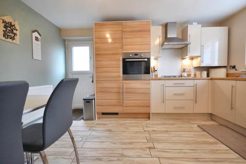 3 Birch Fields, Evesham, WR11 2RT