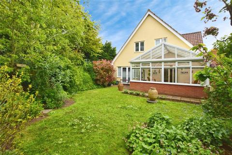 4 bedroom detached house for sale, Ballingdon Gardens, Sudbury, Suffolk, CO10