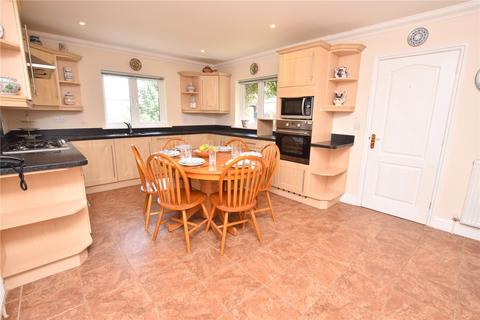 4 bedroom detached house for sale, Ballingdon Gardens, Sudbury, Suffolk, CO10