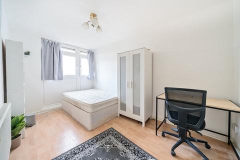 3 bedroom maisonette to rent, Styles Gardens, Brixton  SW9