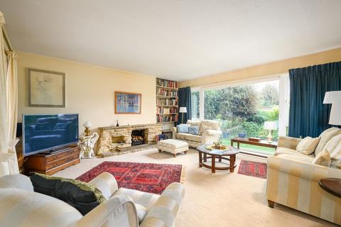 4 bedroom terraced house for sale, Kelvinbrook, West Molesey, KT8