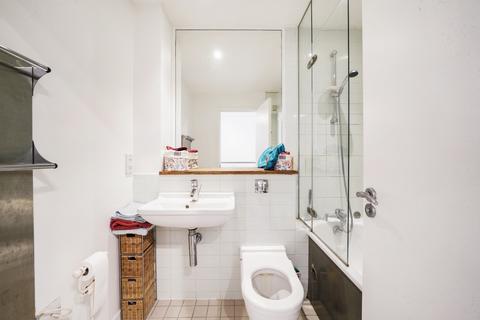 undefined, Elvedon Road, Lower Feltham, TW13