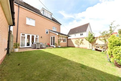 4 bedroom detached house for sale, Chamomile Close, Red Lodge, Bury St. Edmunds, Suffolk, IP28