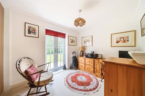 2 bedroom apartment for sale, Between Streets, Cobham, Surrey, KT11