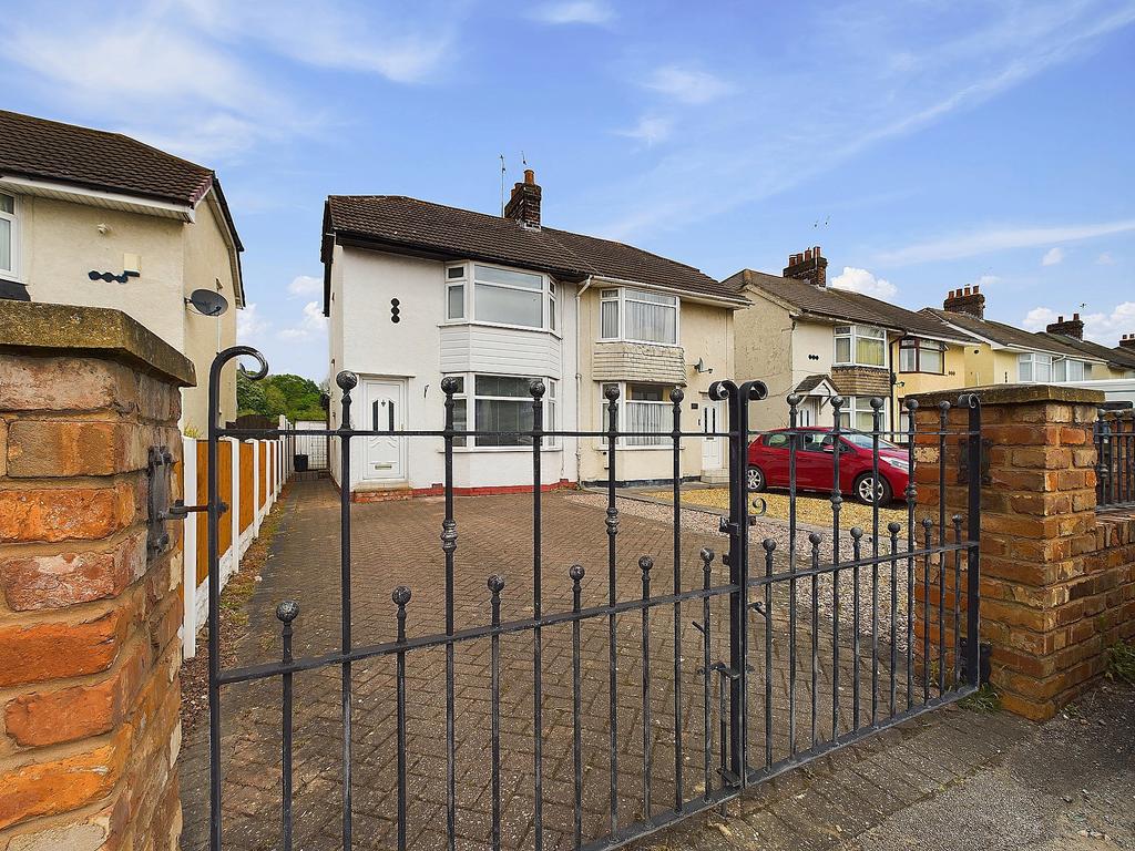 Sealand Road, Chester, CH1 2 bed semidetached house for sale £190,000