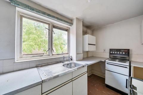 1 bedroom maisonette for sale, Northwood,  Middlesex,  HA6