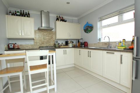 3 bedroom detached house for sale, Milestone Road, Oakdale, POOLE, BH15