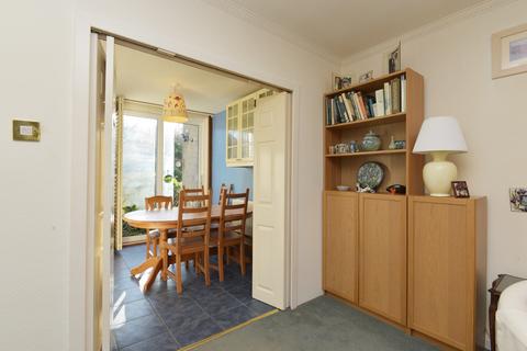 22 Buckstone Crescent, Edinburgh, EH10 6PL