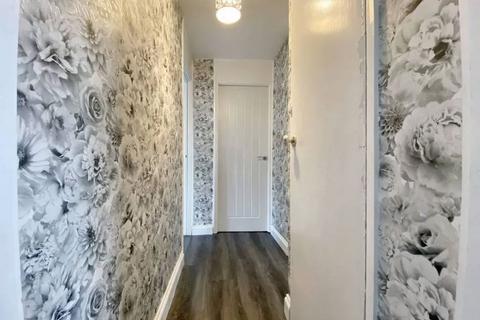 2 bedroom flat for sale, Leabank Road, West Midlands, Dudley, West Midlands, DY2 0BB