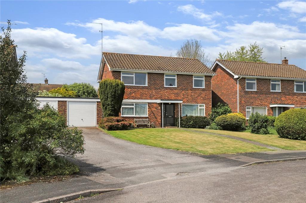 Manningford Close, Winchester, Hampshire, SO23 4 bed detached house for