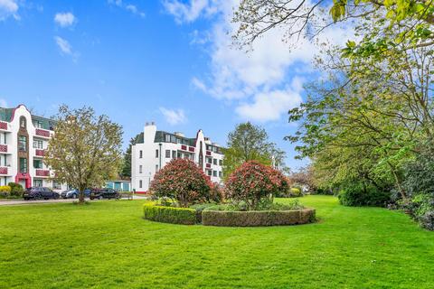 122 Ealing Village, London, W5 2EB