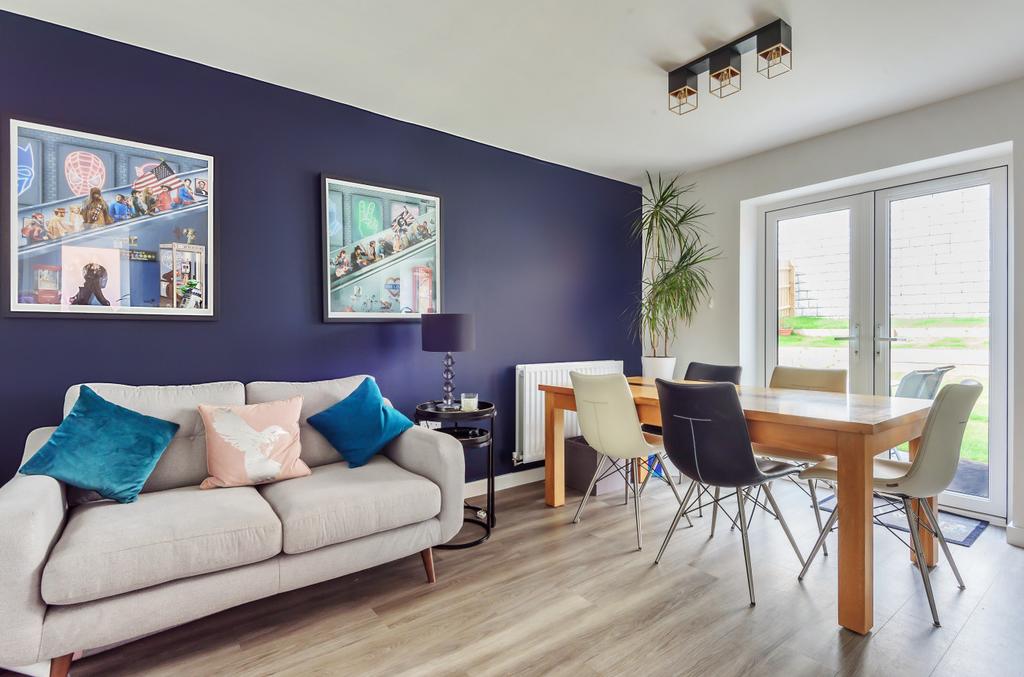 Alton, Hampshire GU34 4 bed detached house to rent £2,250 pcm (£519 pw)