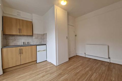 undefined, Luton, LU2