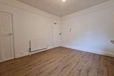 undefined, Luton, LU2